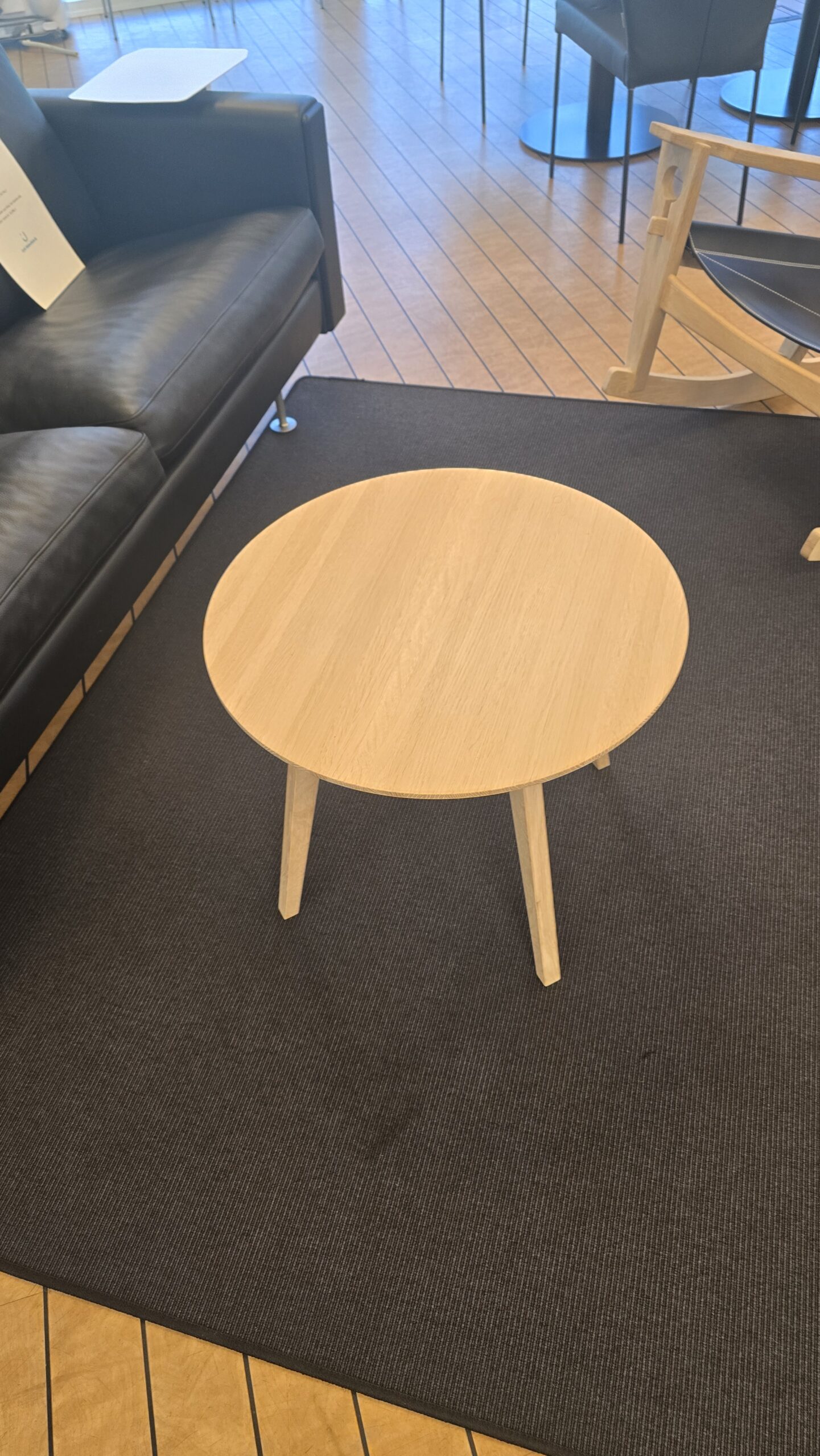 Circle Sofabord, eg - Ø57 cm