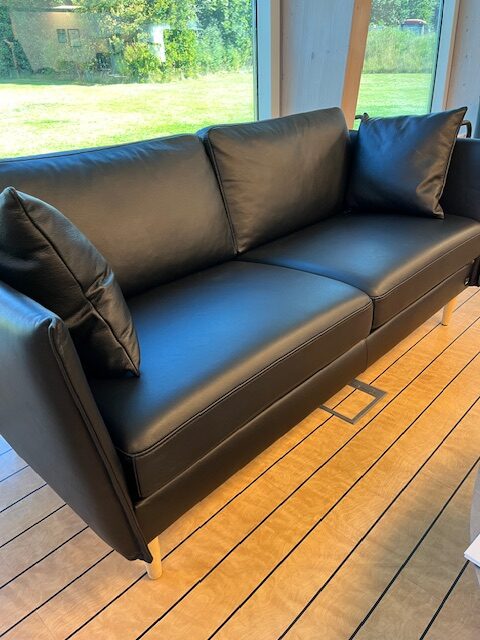 Century 2000 Sofa, sort semianilinlæder - 190 x 81 x 73 cm