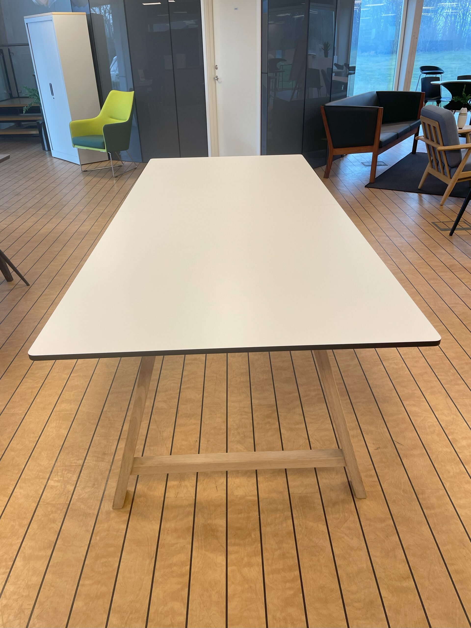 T1 Udtræksspisebord, hvid laminat - 220 x 95 cm - Billede 3