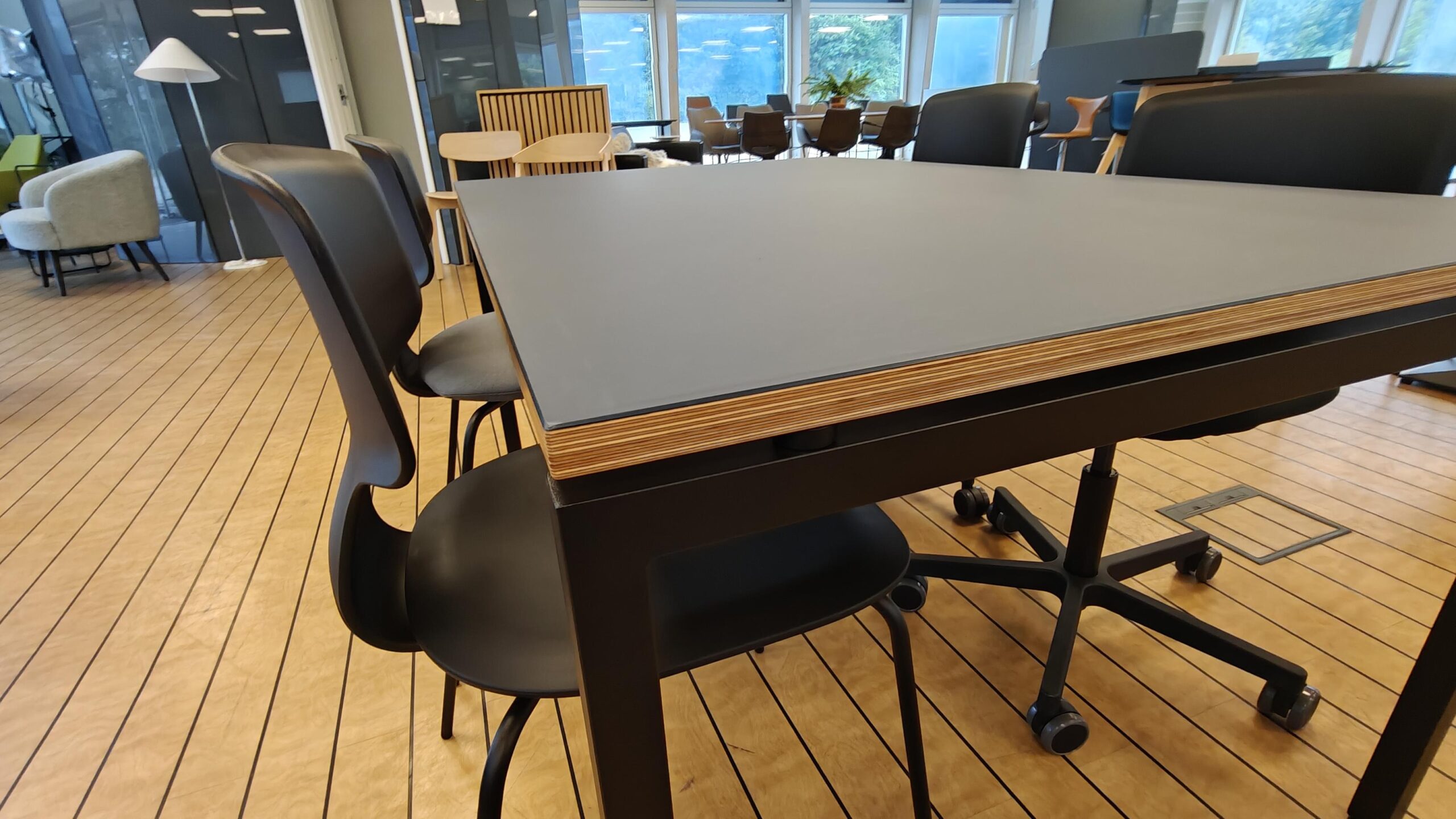 JMF Square fuldsvejset bord - Flere størrelser og farver. - Billede 5