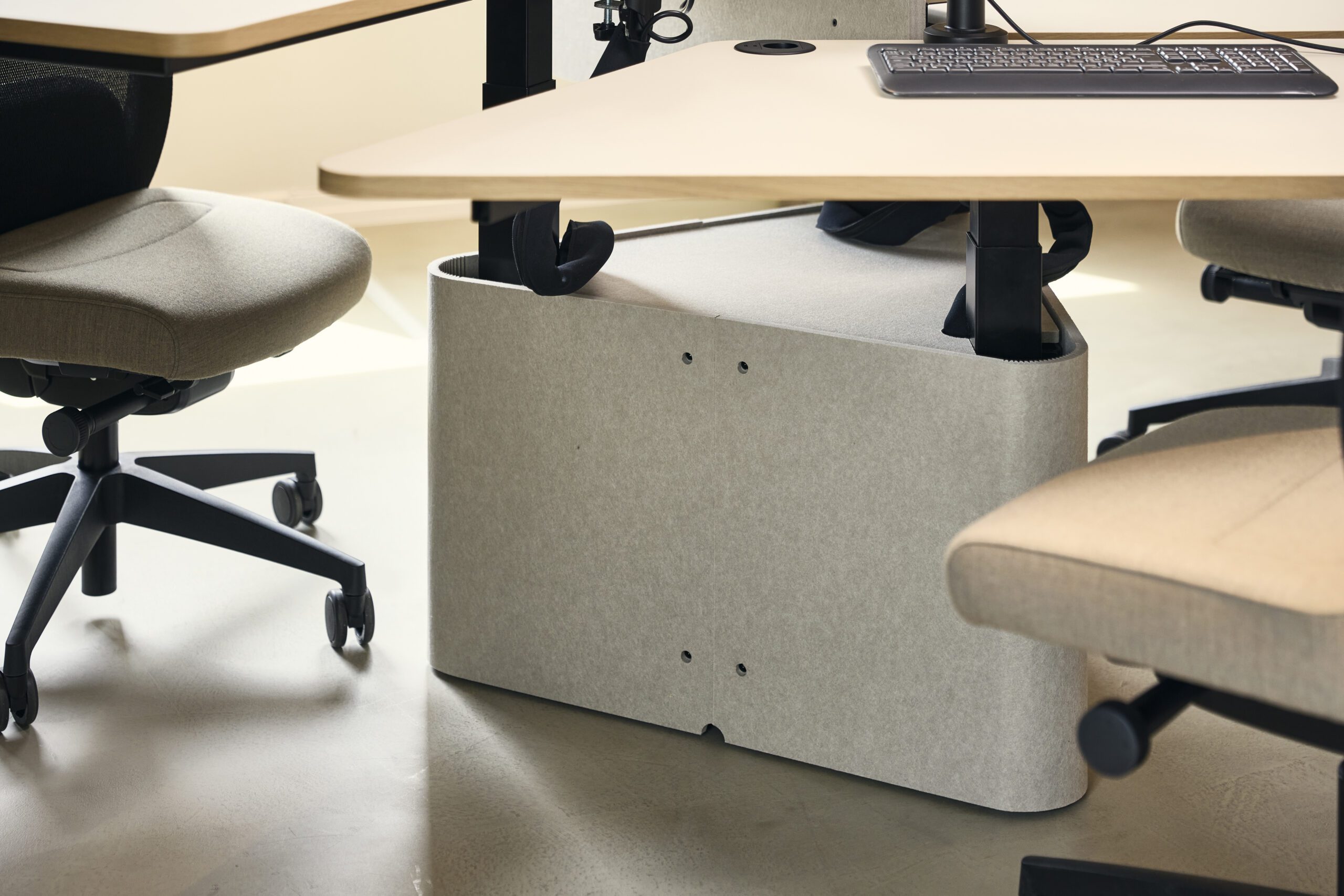 Hover Table Teambord – Hæve-sænkebord til 3 personer. - Billede 22