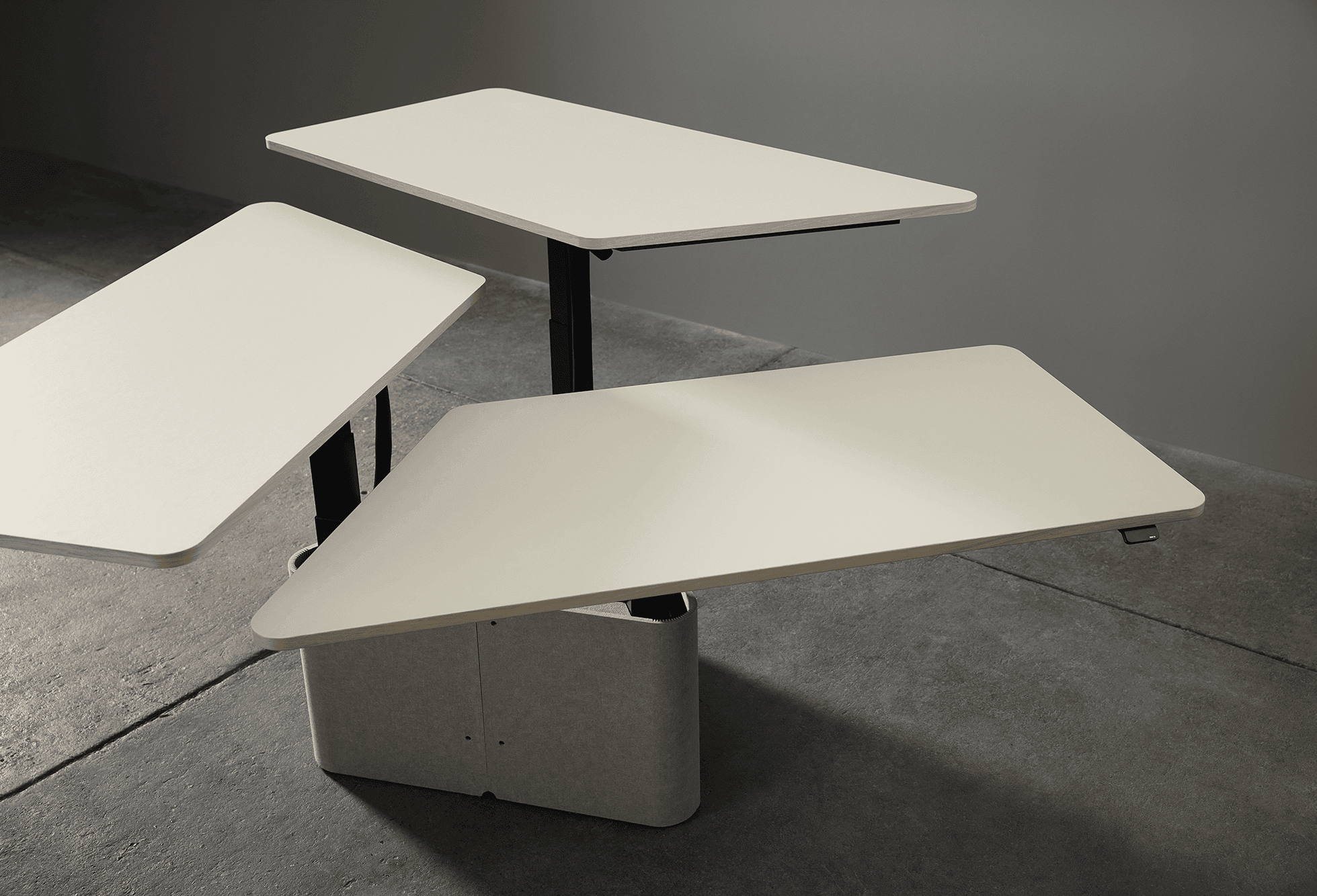 Hover Table Teambord – Hæve-sænkebord til 3 personer. - Billede 11